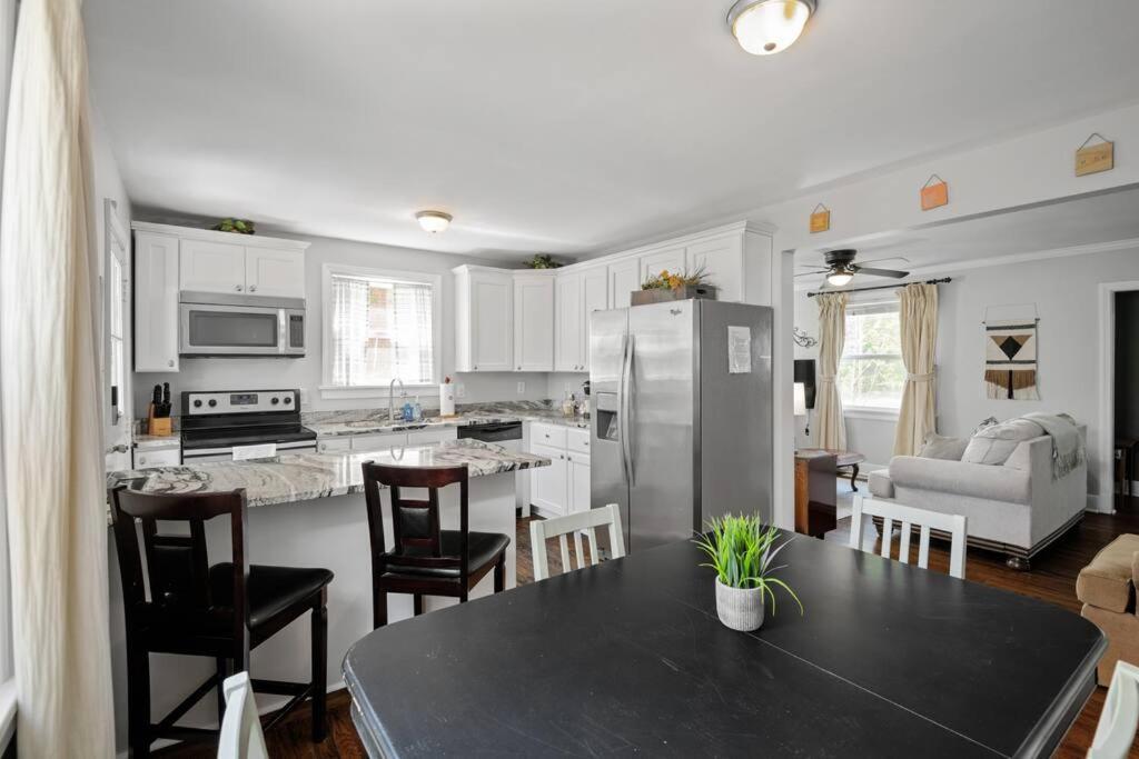 Private House + Yard Central Location To All Rva Richmond Extérieur photo
